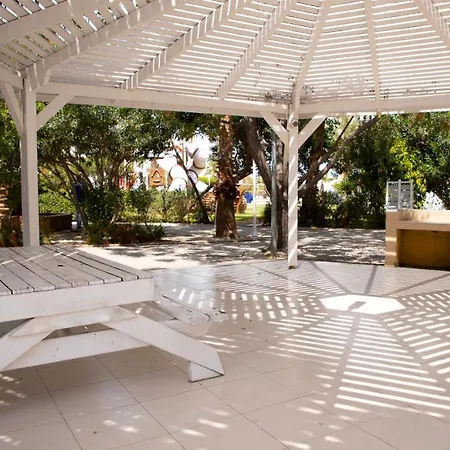 Lejlighed Neron Family Sea View In Caesar & Spa, Long