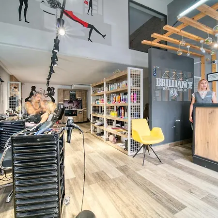 Neron Family Sea View In Caesar & Spa, Long アパート *