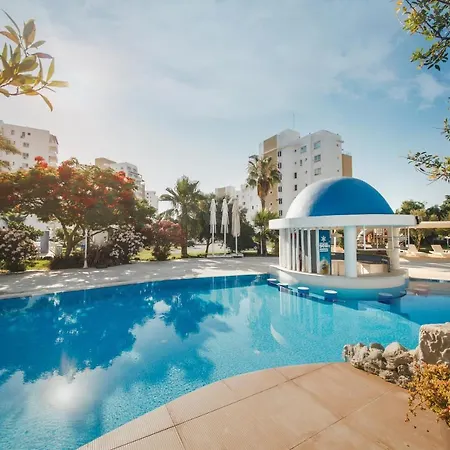 Neron Family Sea View In Caesar & Spa, Long