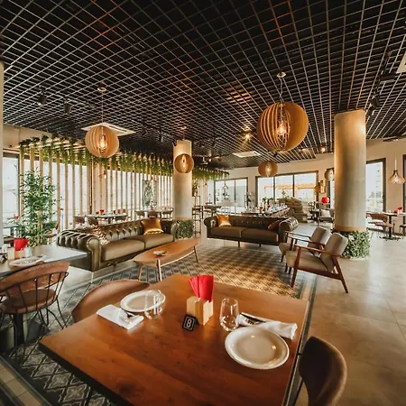 Lejlighed Neron Family Sea View In Caesar & Spa, Long