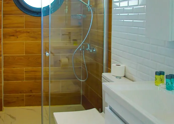 Neron Family Sea View In Caesar & Spa, Long Perivolia tou Trikomou