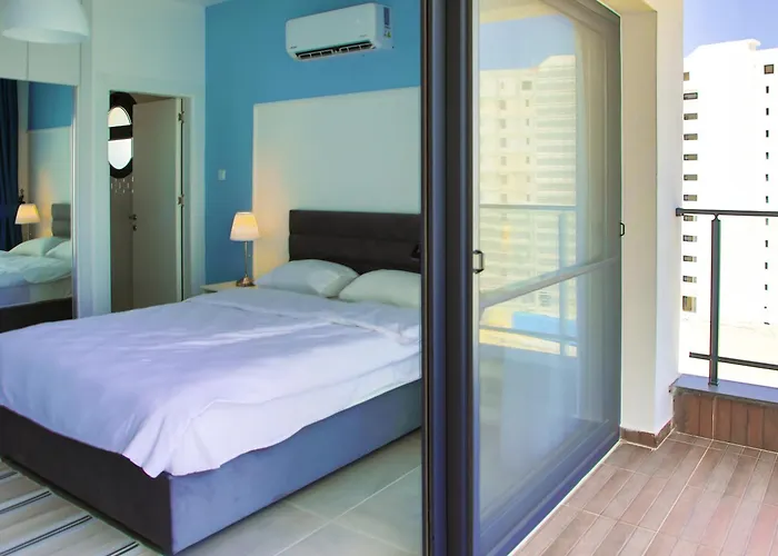 Neron Family Sea View In Caesar & Spa, Long Apartman Perivolia tou Trikomou