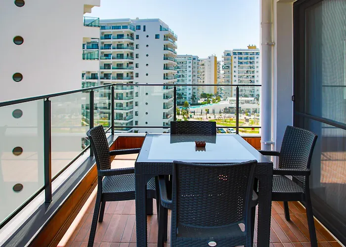 Neron Family Sea View In Caesar & Spa, Long *